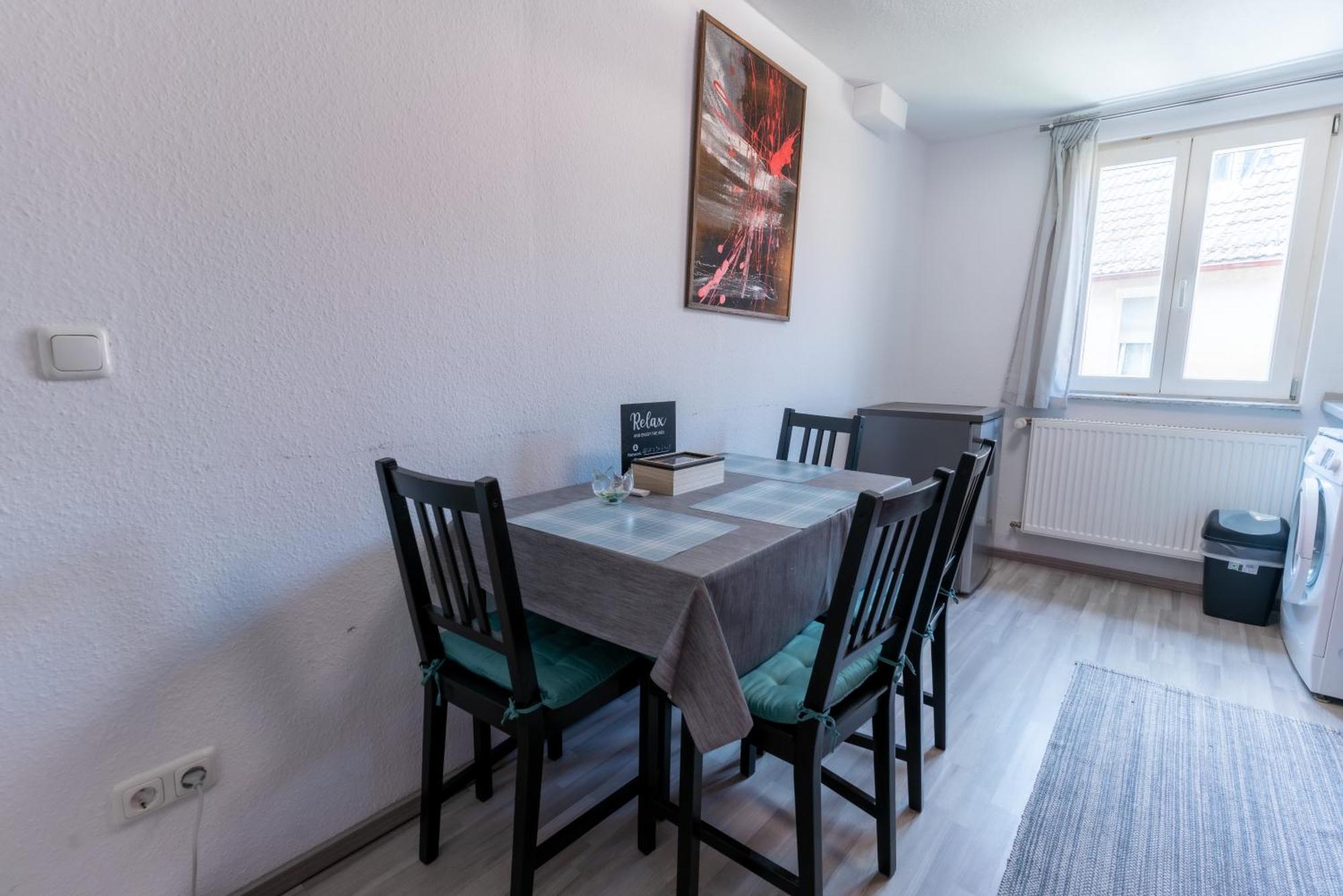 Apartment Nette Altbauwohnung In Biebrich Wiesbaden
