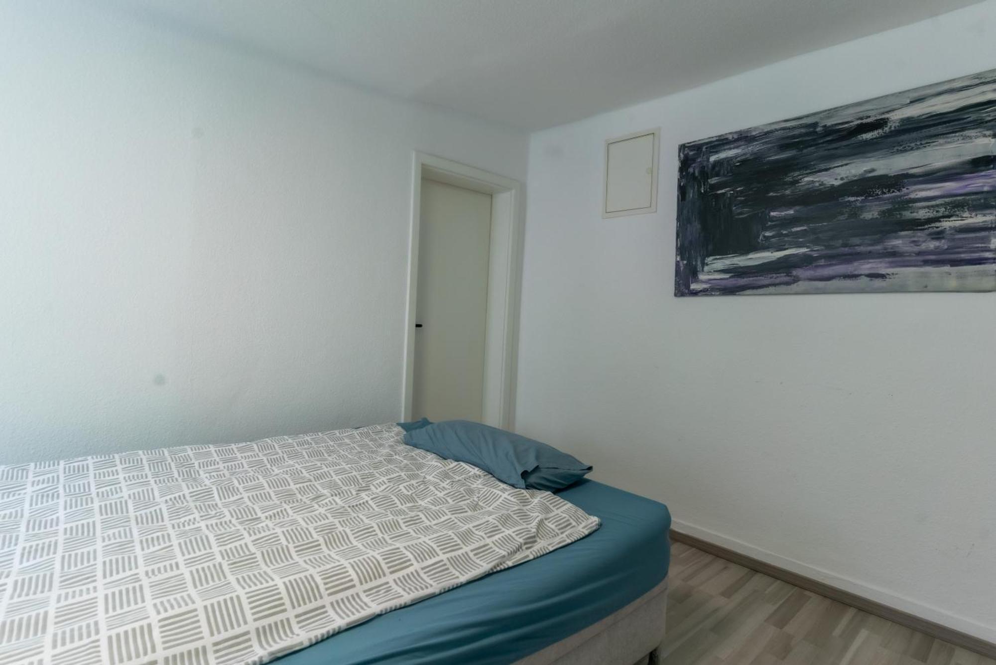 Nette Altbauwohnung In Biebrich Apartment Wiesbaden