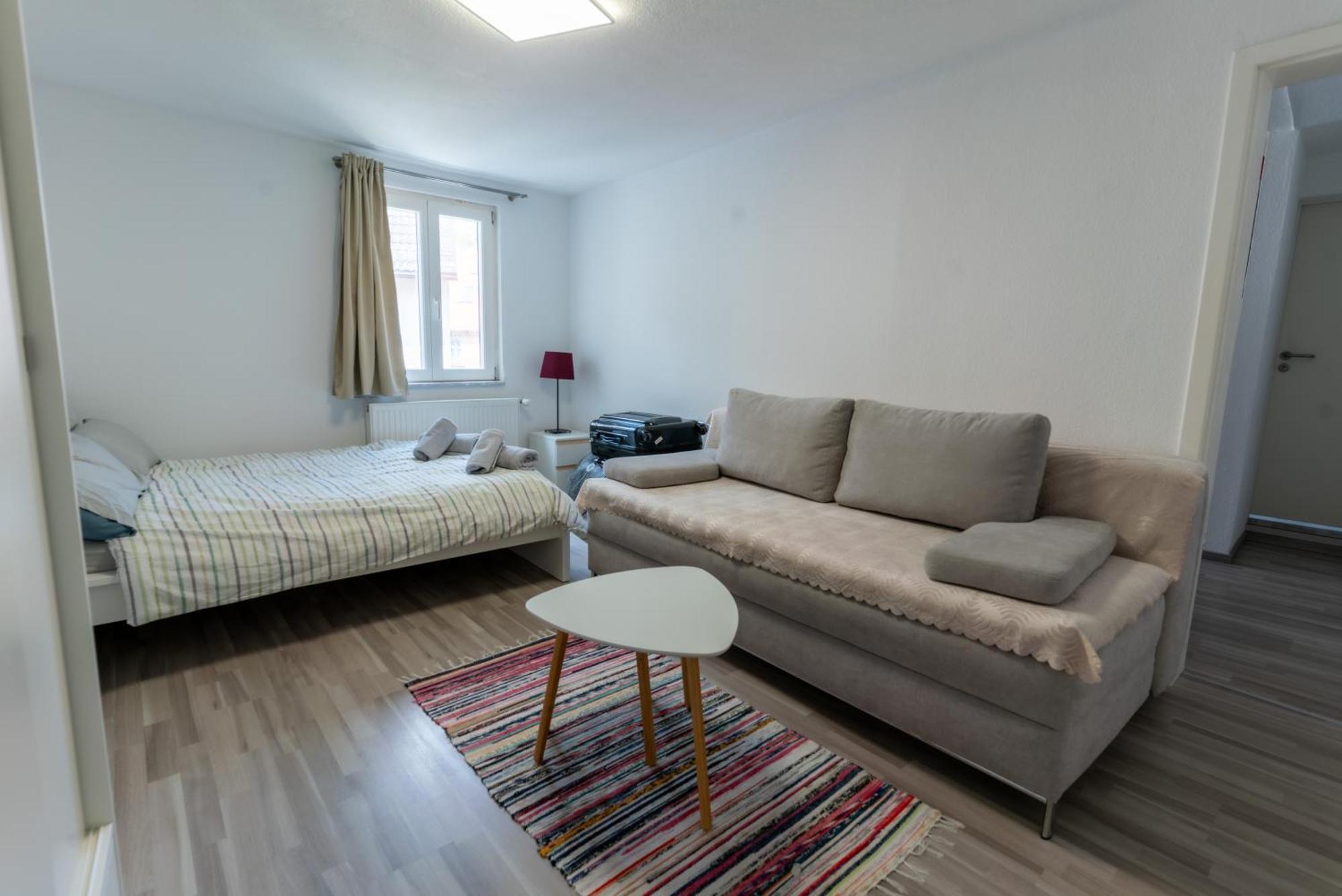 Nette Altbauwohnung In Biebrich Wiesbaden